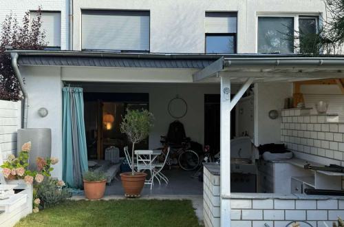 Rückansicht mit Garten